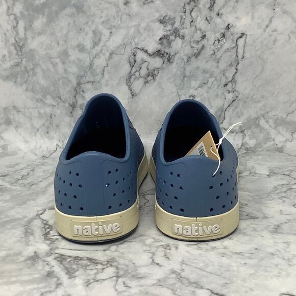 Native Shoes Mens 9 Oasis Blue Jefferson Slip On Sneaker Perforated P2-61 - Picture 4 of 9